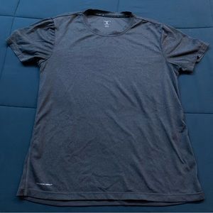 Layer 8 Men’s T-Shirt Size Medium